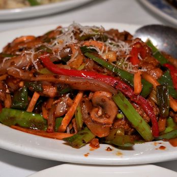 Li Wah - A beef dish. Don't remember the name, but excellent - Dim Sum Near Me - Cleveland, Ohio Li Wah - A beef dish. Don't remember the name, but excellent - Dim Sum Near Me - Cleveland, Ohio