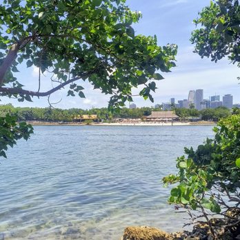 Venetian Causeway Park - Parks Near Me - Miami Beach, Florida Venetian Causeway Park - Parks Near Me - Miami Beach, Florida
