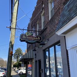 Doc Hennigans Tavern