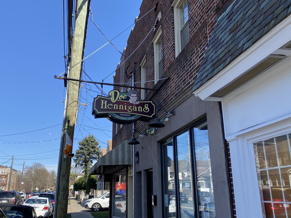 Doc Hennigans Tavern