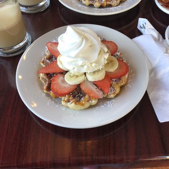Berry Pike - Cafes Near Me - Evanston, Illinois