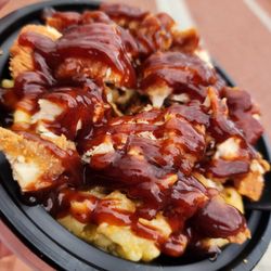 A Lil Taste Of Soul - Bbg chicken Mac and cheese two thumbs