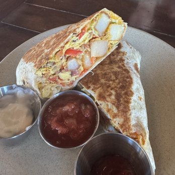Trailhead Grill at Juniper Preserve - breakfast burrito - American Near Me - Bend, Oregon Trailhead Grill at Juniper Preserve - breakfast burrito - American Near Me - Bend, Oregon