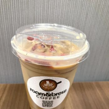 Roam & Brew Coffee - Strawberry Delight - Coffee & Tea Near Me - Montebello, California