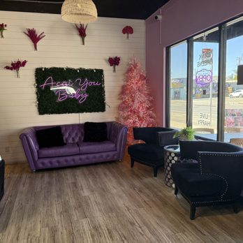Better Blendz - Seating - Juice Bars & Smoothies Near Me - San Diego, California