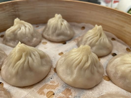 Yeh’s Bao Chinese Restaurant,Fusion Food 中餐厅 by null