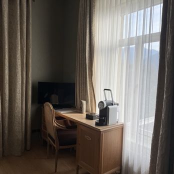 Lindner Grand Hotel Beau Rivage - Hotels Near Me - Interlaken, BE