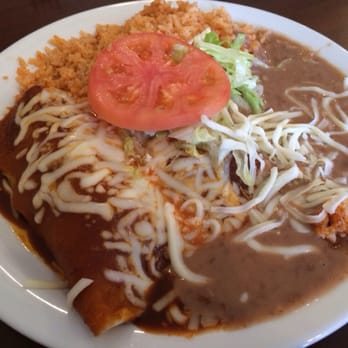 Taqueria Bravo - Enchilada plate with stewed beef. - Mexican Near Me - Willits, California Taqueria Bravo - Enchilada plate with stewed beef. - Mexican Near Me - Willits, California