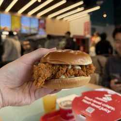 Jollibee - Chicken sandwich