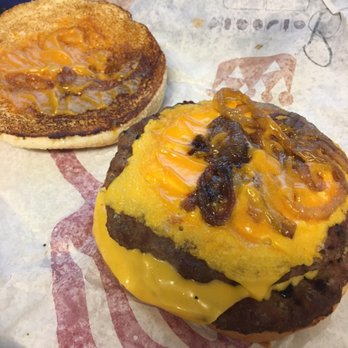 Burger King - This the philly king ... really? What standards of quality do you guys have ... Cmon - Fast Food Near Me - York, Pennsylvania Burger King - This the philly king ... really? What standards of quality do you guys have ... Cmon - Fast Food Near Me - York, Pennsylvania