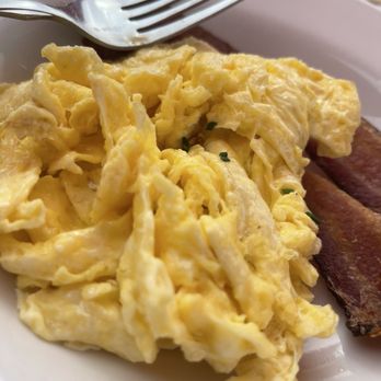 Memphis Cafe - Perfect scramble & perfect crisp thick bacon. Breakfast all day in Costa Mesa, Orange County CA. Indoor/Outdoor seating, full bar. - Southern Near Me - Costa Mesa, California
