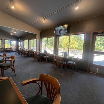 Aces BBQ & Grill - Large dining room - Barbeque Near Me - Stanwood, Washington Aces BBQ & Grill - Large dining room - Barbeque Near Me - Stanwood, Washington
