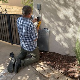 D&D electrician saying no power coming through, but never checked breaker box and physically flipped the switch. D&D electrician saying no power coming through, but never checked breaker box and physically flipped the switch.