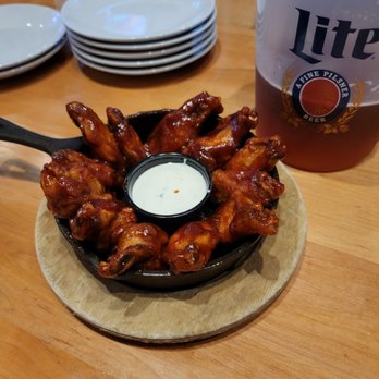 Capital Craft - Wings - Burgers Near Me - East Hanover, New Jersey