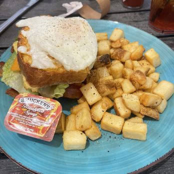 The Daily Grind - Cheddar French Toast BLT Breakfast - Coffee & Tea Near Me - Albuquerque, New Mexico