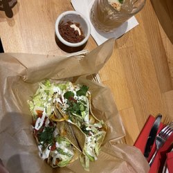Manzana - Chicken tacos, Manzana cocktail (SO SO SO GOOD)