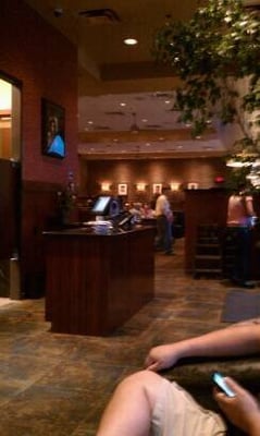 Ria's Restaurant & Lounge by null