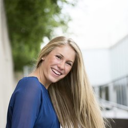 Kdog Photographers - Senior Portraits
