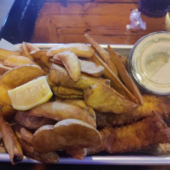 Clearman's Galley - Fish and chips. Don't get it. - American Near Me - San Gabriel, California