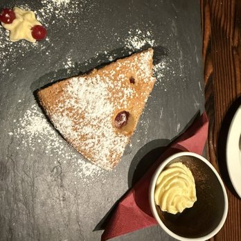 Marco Polo - Cranberry dessert - Italian Near Me - Venezia, VE