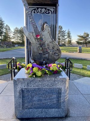 Jimi Hendrix Memorial by null