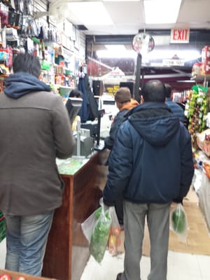 Khaamar Baari by null