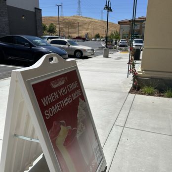 Cold Stone Creamery - Lovely neighborhood - Ice Cream & Frozen Yogurt Near Me - Pittsburg, California Cold Stone Creamery - Lovely neighborhood - Ice Cream & Frozen Yogurt Near Me - Pittsburg, California