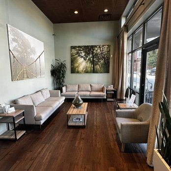 Back to Basics - Waiting Room - Chiropractors Near Me - Atlanta, Georgia Back to Basics - Waiting Room - Chiropractors Near Me - Atlanta, Georgia