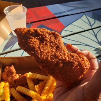 Main Chick Hot Chicken - Booooooomb! - Chicken Shop Near Me - Long Beach, California Main Chick Hot Chicken - Booooooomb! - Chicken Shop Near Me - Long Beach, California