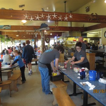 Mo's Seafood & Chowder - dining area - Seafood Near Me - Florence, Oregon Mo's Seafood & Chowder - dining area - Seafood Near Me - Florence, Oregon