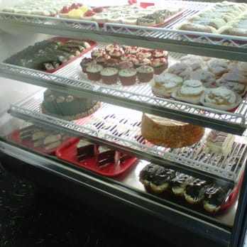 La Cheesecake - Bakeries Near Me - College Point, New York
