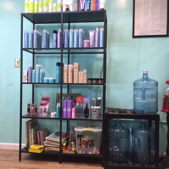 Salon Blonde - Inside The shop - Hair Salons Near Me - Davis, California