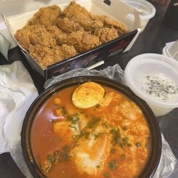 bb.q Chicken Kahala - Looks can be deceiving. - Chicken Wings Near Me - Honolulu, Hawaii