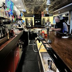 Lilah’s Bar & Grill - Bar