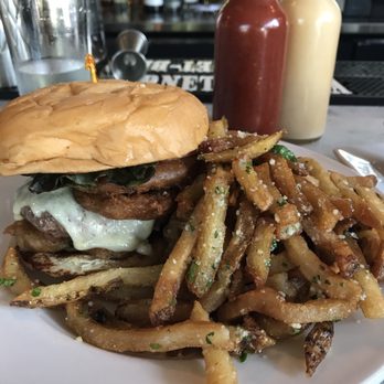 Burger Up - The bison burger with truffle fries and their two dipping sauces. Amazing! - New American Near Me - Nashville, Tennessee