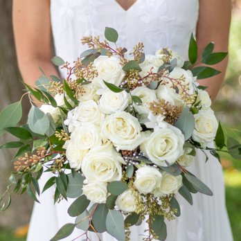 Country Florist - Bouquet - Florists Near Me - Paso Robles, California Country Florist - Bouquet - Florists Near Me - Paso Robles, California