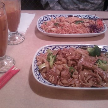 Baan Thai Restaurant - Thai Near Me - Manhattan, Kansas
