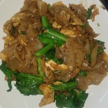 Bowl Thai - Chicken pad see (no egg) - Thai Near Me - Gardena, California Bowl Thai - Chicken pad see (no egg) - Thai Near Me - Gardena, California