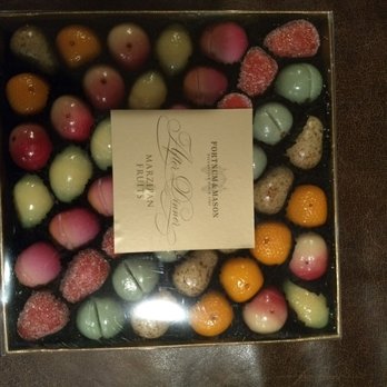 Fortnum & Mason Heathrow - Best marzipan ever - Coffee & Tea Near Me - London, XGL Fortnum & Mason Heathrow - Best marzipan ever - Coffee & Tea Near Me - London, XGL
