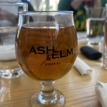 Ash & Elm Cider - Maple bourbon smash - Cideries Near Me - Indianapolis, Indiana Ash & Elm Cider - Maple bourbon smash - Cideries Near Me - Indianapolis, Indiana