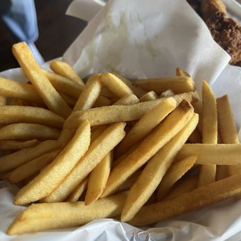 Kenton Station - Really good fries. Hot and soft on the inside and crispy snap on the outside. - American Near Me - Portland, Oregon Kenton Station - Really good fries. Hot and soft on the inside and crispy snap on the outside. - American Near Me - Portland, Oregon