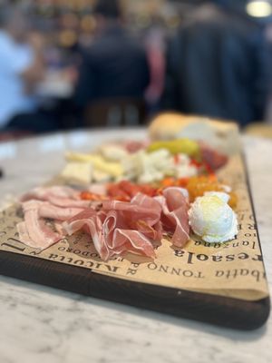 La Salumeria by null