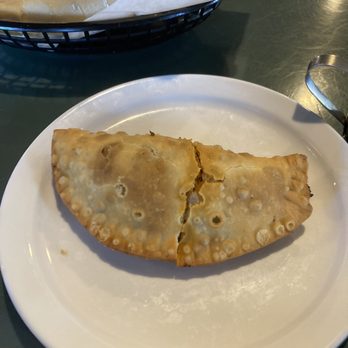 El Pub - Cuban Near Me - Miami, Florida