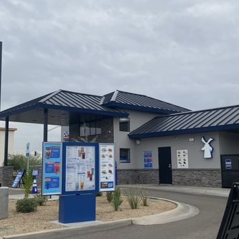 Dutch Bros Coffee - Juice Bars & Smoothies Near Me - Gilbert, Arizona