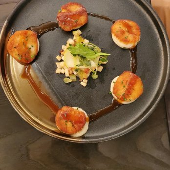 Hell's Kitchen - Scallop appetizer - Cocktail Bars Near Me - Funner, California Hell's Kitchen - Scallop appetizer - Cocktail Bars Near Me - Funner, California