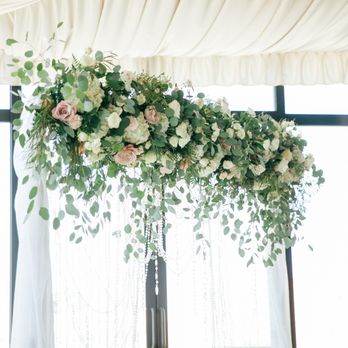 Amour Florist  - Wedding Planning Near Me - Elk Grove, California