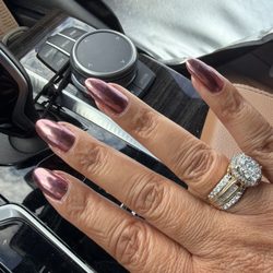 Pink Nail And Spa - Chrome gel manicure