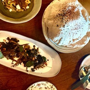 Roya - Mushrooms Bread Chicken salad Hummus - Middle Eastern Near Me - Austin, Texas