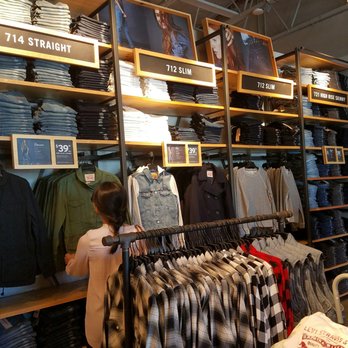 Levi’s Outlet Store - Display- straight and slim - Outlet Stores Near Me - Waipahu, Hawaii Levi’s Outlet Store - Display- straight and slim - Outlet Stores Near Me - Waipahu, Hawaii
