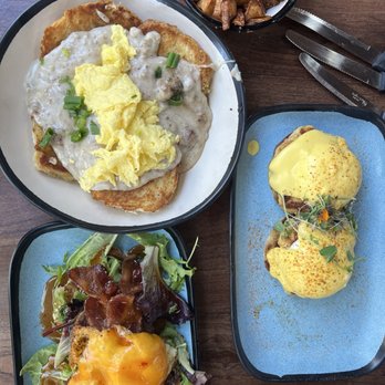 4th Street Fillin Station - Side potatoes, biscuits and gravy, crab Benedict, breakfast sandwich - New American Near Me - Cocoa Beach, Florida 4th Street Fillin Station - Side potatoes, biscuits and gravy, crab Benedict, breakfast sandwich - New American Near Me - Cocoa Beach, Florida